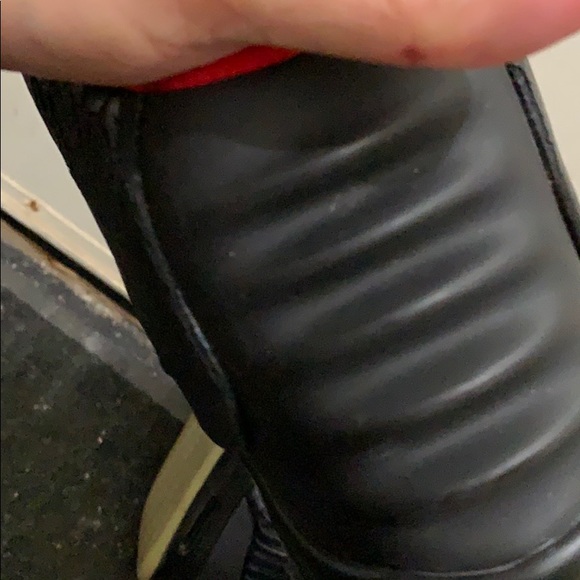 Nike - Picture 4 of 5